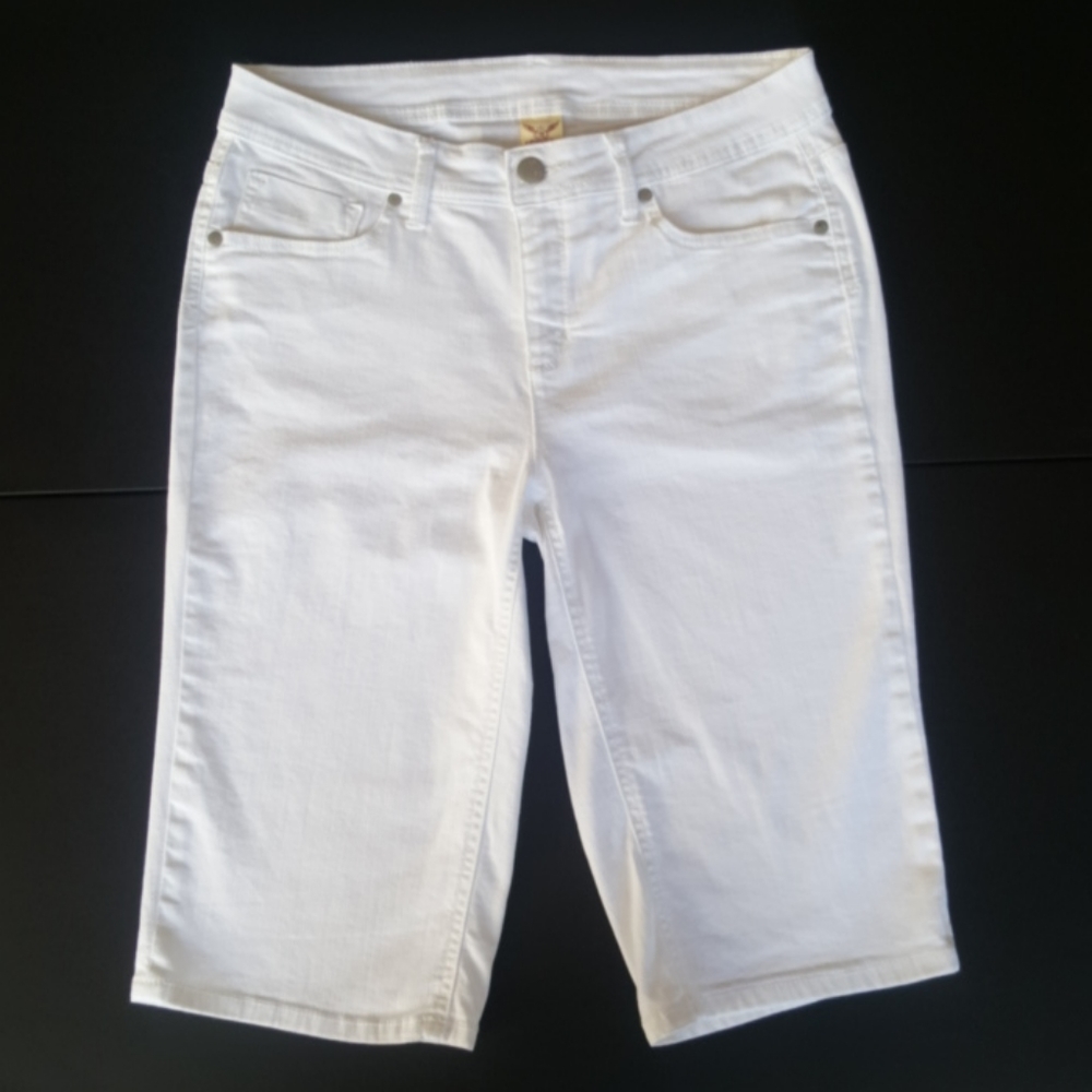 FADED GLORY ♡ Comfy 'n Stretchy Cotton Casual Long White Bermuda Jean Shorts 12